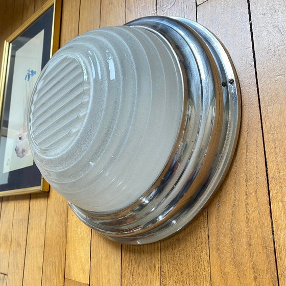 Image 1 of Wall-mounted ceiling light in thick glass with chrome-plated metal support, Holophane type