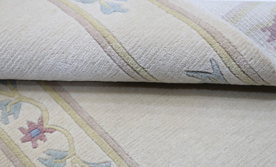 Image 1 of Tappeto moderno di design Nepal 140 x 72 cm