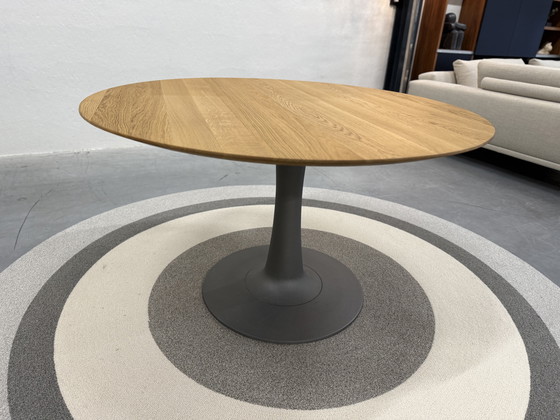 Image 1 of Leolux Columna Dining Table Oak Wood D130