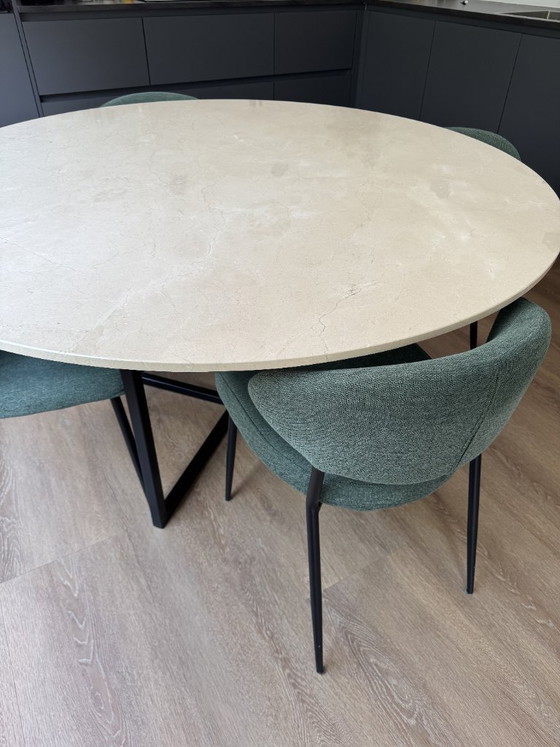 Image 1 of Mesa de comedor de mármol