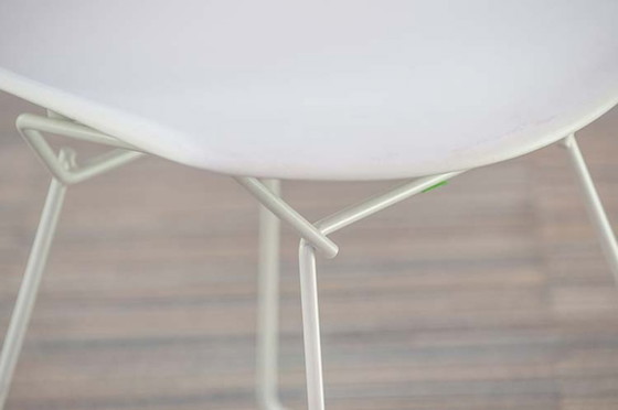 Image 1 of Knoll Plastic Side Chair Ontvangststoel