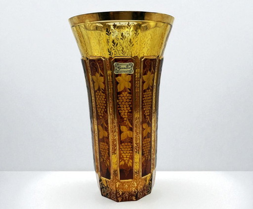 Bohemia – Egermann vase in engraved and gilded Bohemian crystal