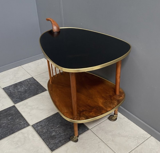 Image 1 of Carrello di servizio a forma di uovo, anni '60