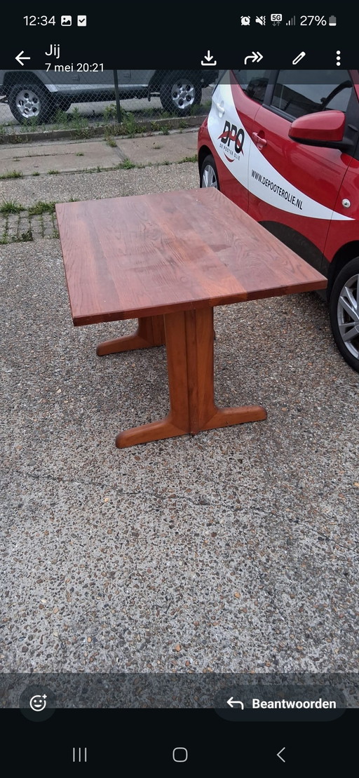 Vintage Deense eettafel 
