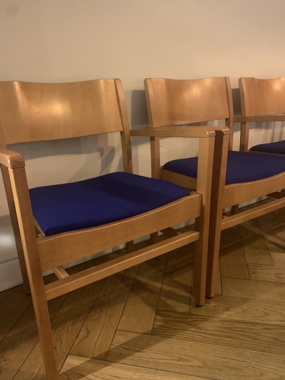 Image 1 of 4 chaises de salle à manger de style mid-century