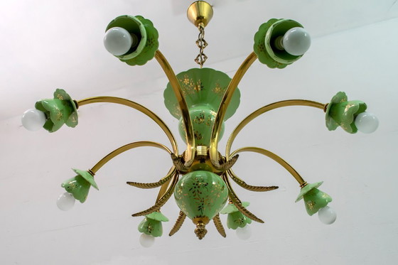 Image 1 of Lampadario italiano a 8 luci in porcellana e ottone in stile neoclassico, anni '60