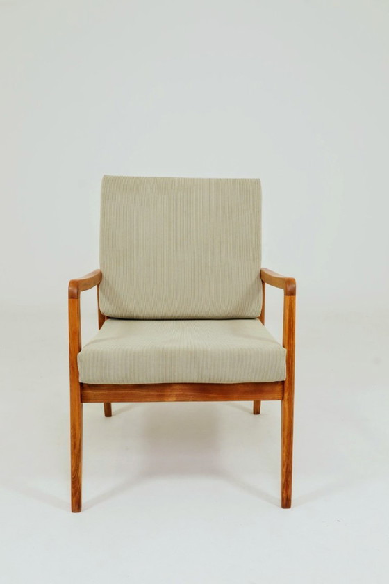 Image 1 of Vintage fauteuil van kaki corduroy, mid-century modern design uit 1960.