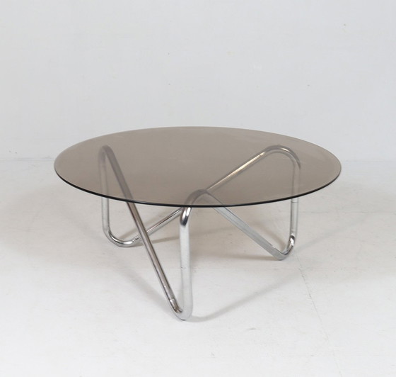 Image 1 of  Table basse française en acier tubulaire, Les années 1970