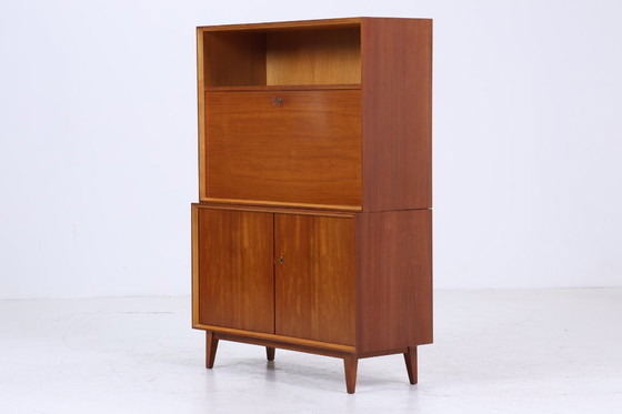 Image 1 of Armoire à linge vintage des années 60 | Mid Century Armoire à vêtements Vintage Armoire à casiers Rétro des années 70 #07-64