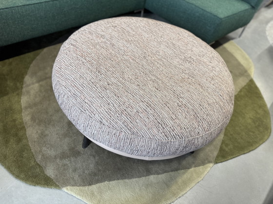 Image 1 of Leolux Rego Voetenbank Oregon stof Raffino Dove