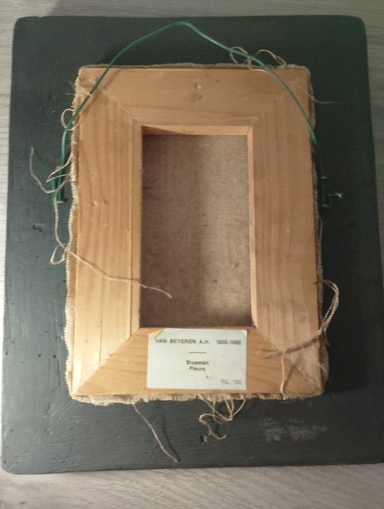 Image 1 of Reproductie op historisch canvas naar een stilleven van Abraham van Beyeren.