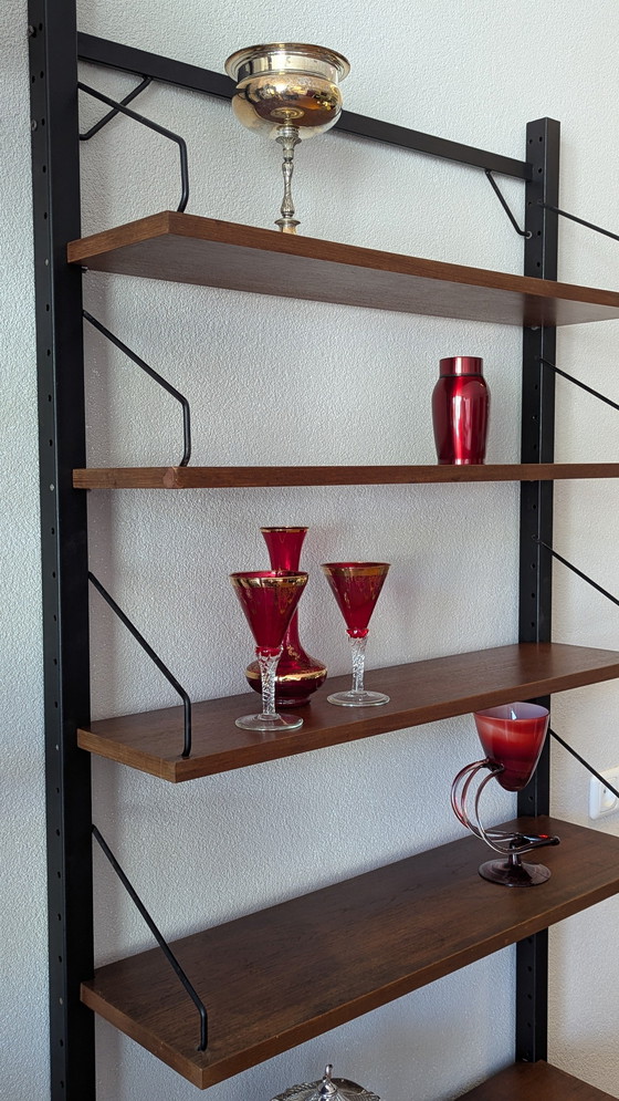 Image 1 of Perchero mural Poul Cadovius