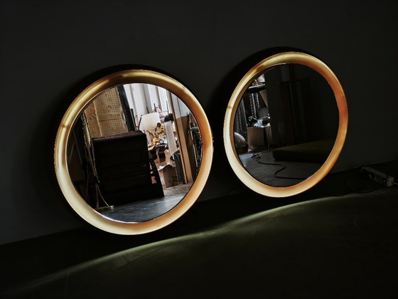 Pair of Italian Space Age Illuminated Round Mirrors, 1970s – Glass, Plastic (photo 9 of 9)