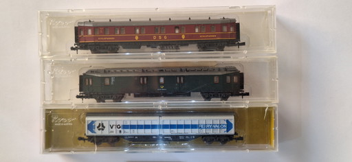 Lot van 7 modeltreinen Roco, Lima en Minitrix