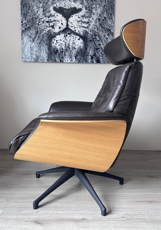 Flexlux ist mit dem Sessel von Hocker Design zufrieden. – Wood, Leather (photo 8 of 10)