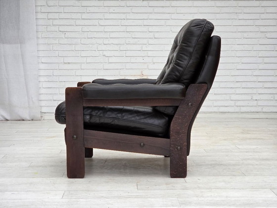 Image 1 of Deense fauteuil uit de jaren 70, bruin meubelleer, eikenhout.