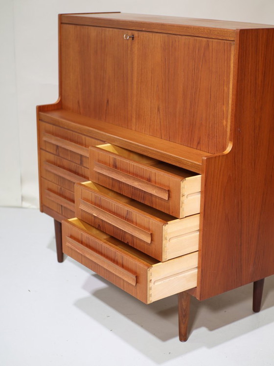 Image 1 of Secretaire Sigfred Omann Ølholm teck danois