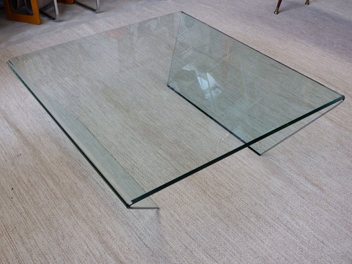 Bree's New World Curvo coffee table