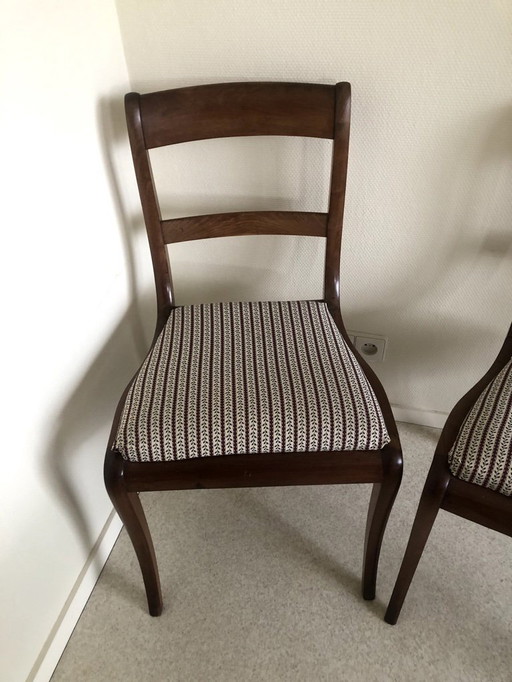 2 Biedermeier chairs (with elegant upholstery)