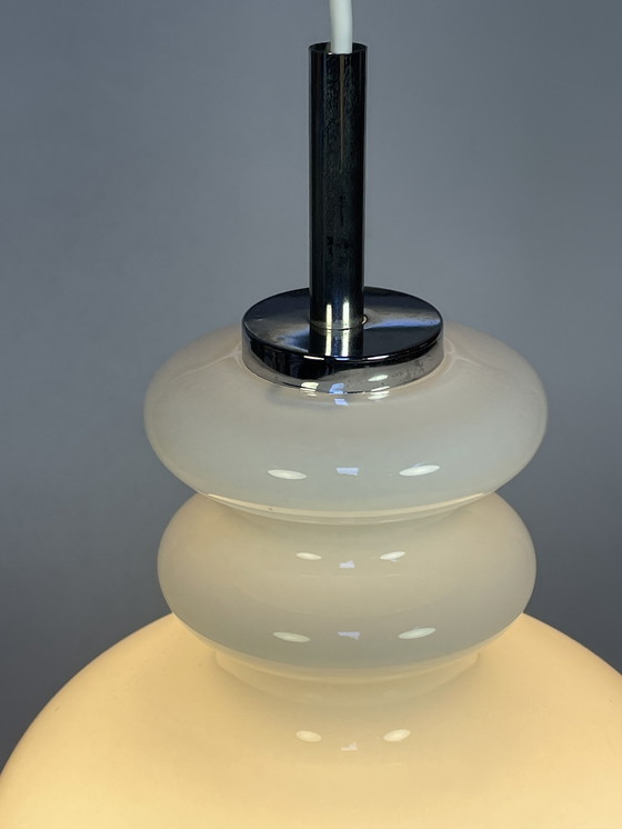 Image 1 of Witte Glazen Hanglamp, Peill En Putzler, Duitsland 1960'S