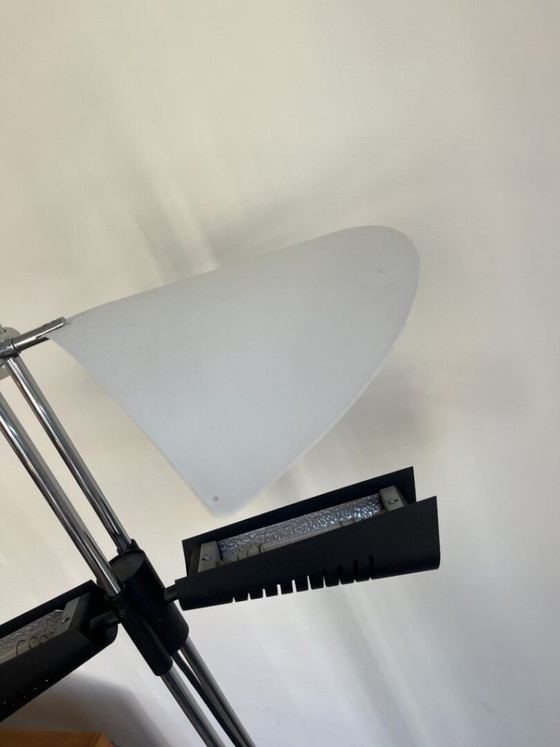 Enterprise Floor Lamp – Garcia Garay, 1980 – Floor lights, Aluminium, Chrome (photo 7 of 10)