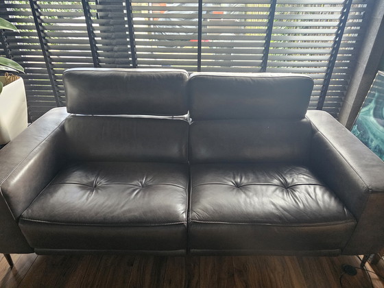 Image 1 of Divano elettrico in pelle a 2,5 posti