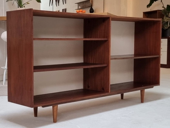 Image 1 of Librería de mediados de siglo