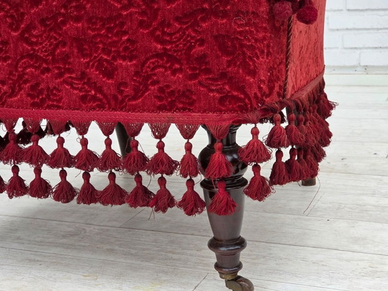 Image 1 of Fauteuil danois à haut dossier, années 1950, revêtement en velours, pieds en bois de hêtre.