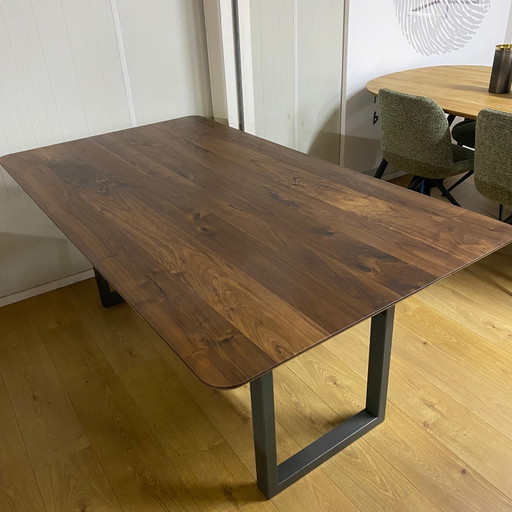 Table talk Q – Bert Plantagie, eettafels