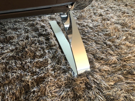 Image 1 of Cor Sinus con braccioli e poggiapiedi in Alcantara