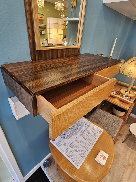 Image 1 of Vintage Mid-Century Hoge Spiegel met Lades en Handgrepen