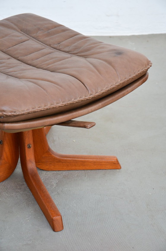 Image 1 of Poltrona vintage in teak, pouf in pelle di metà secolo, anni '60, stile danese