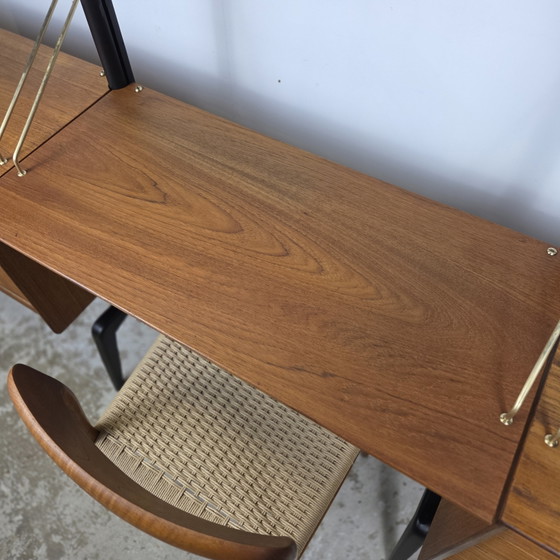 Image 1 of Louis van Teeffelen, libreria Wébé a parete in teak vintage anni '60