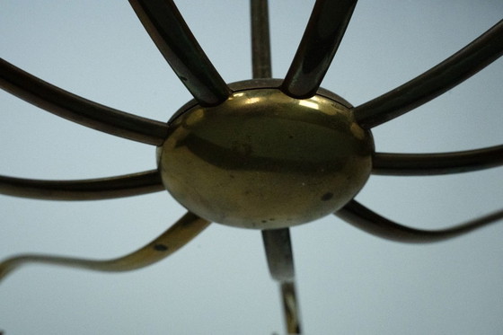 Image 1 of Rare lustre Arredoluce Monza à 9 lumières en laiton et verre opalin, Italie, années 1950