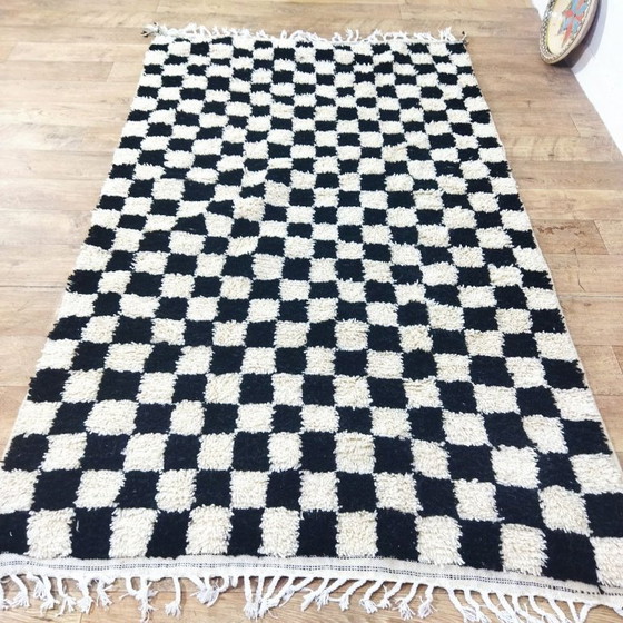 Image 1 of Checkered Berber Rug – Moroccan Wool Rug | 245 × 145 cm