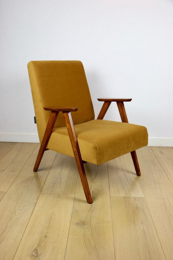 Classic Vintage Golden Velvet Armchair Jade - Like Chierowski Model - 2 Pieces Available – Axel Concept, Wood (photo 8 of 11)