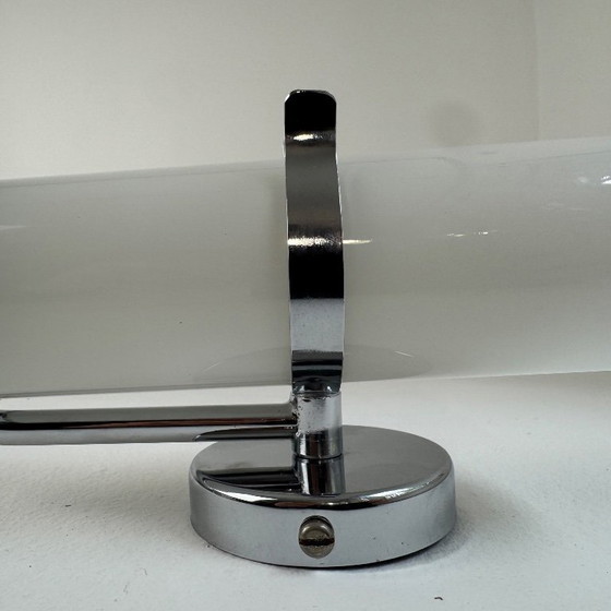 Image 1 of COPPIA DI APPLIQUE VINTAGE "DELMAS" IN OPALINE