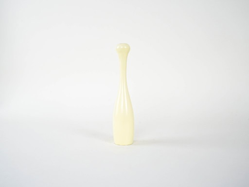 Candelabro de colores pastel, diseño danés, década de 1970, fabricado en Dinamarca.