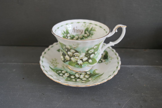 Image 1 of Tazza e piattino Royal Albert Fiore del mese 12 x