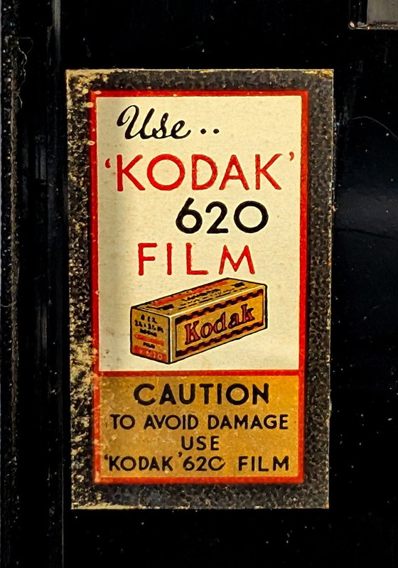 Six-20 Folding Brownie, Second Model 1948–1954 Made in UK – Kodak, Objets déco, Glass, Leather (photo 15 of 15)