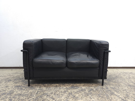 Image 1 of Sofá de diseño Cassina Lc2 de dos plazas, de piel, color negro