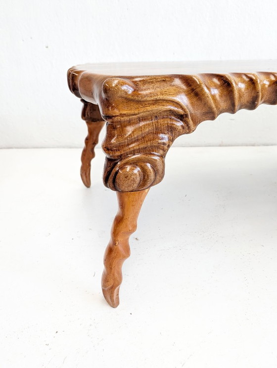 Tavolino da Caffè Scultoreo in Legno di Suar Intagliato a Mano Anni '60, Tavolini da caffè, Beige (foto 3 di 8)