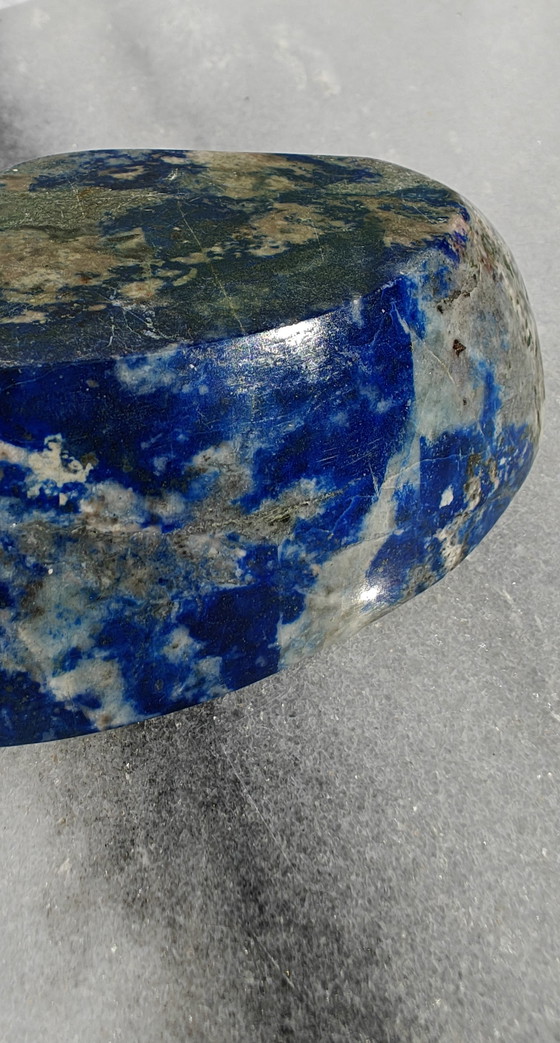 Image 1 of Bol en lapis-lazuli