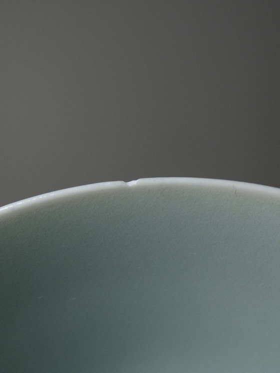 Image 1 of 4 Bols à riz chinois porcelaine céladon vintages années 70-80 reliefs carpes koï