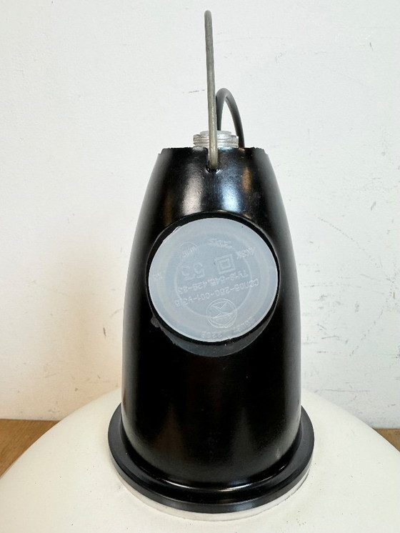 Image 1 of Lampada a sospensione smaltata bianca industriale sovietica, anni '60