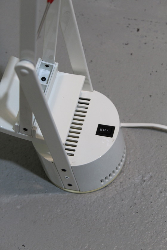 Image 1 of Lampada da tavolo vintage, lampada da scrivania Artemide Tizio anni '50 - anni '70