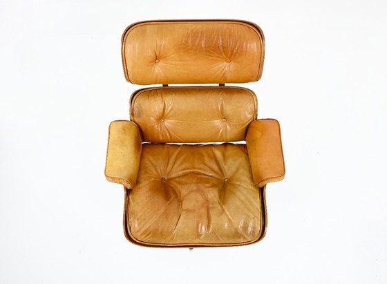 Image 1 of Poltrona e pouf di Charles e Ray Eames per Herman Miller, anni '70