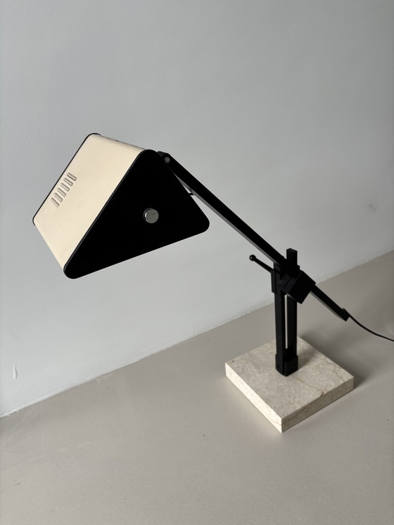 Image 1 of Lámpara de mesa industrial francesa estilo Jean Prouvé con base de mármol, años 70