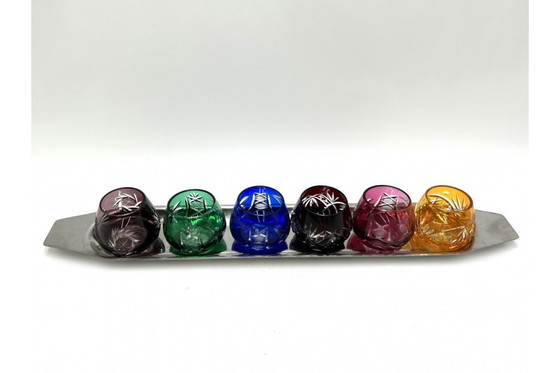 Image 1 of Caraffa di cristallo con bicchieri colorati, Polonia, anni '60