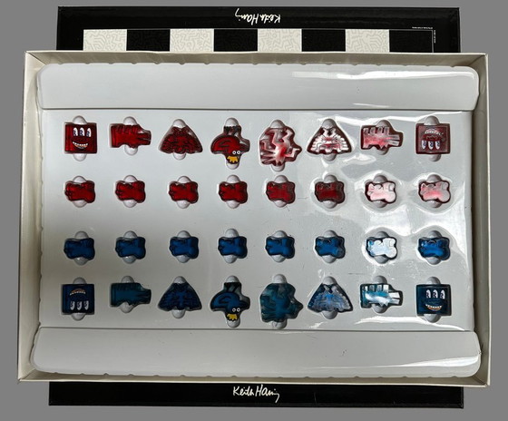 Image 1 of Keith Haring chess game (Series 1)